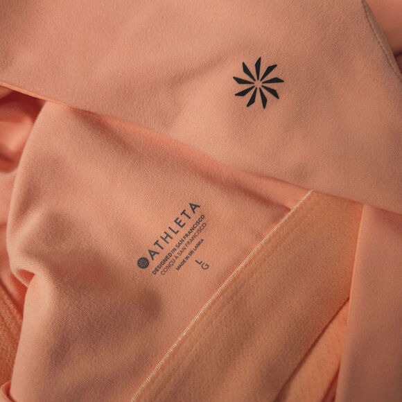 Athleta Conscious Cut Out Crop Tank Sports Bra - Picture 6 of 7